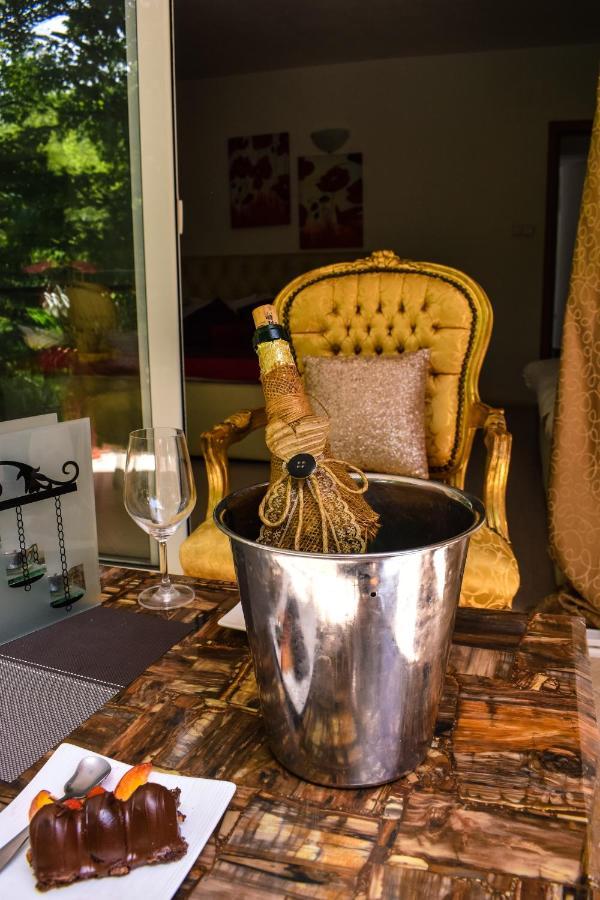 קבדרצי Villa Bella Boutique Hotel מראה חיצוני תמונה
